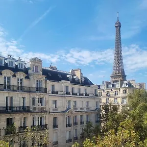 2* Szálloda Eiffel Kensington